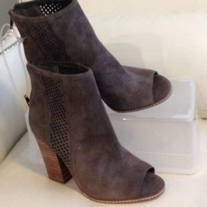 Gianni-Bini-Olive Dark Suede-Open-Toe